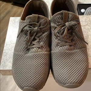 Ryderwear gym shoes size 11